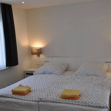Ferien- Und Gaestehaus Wilma Lägenhet Langenargen